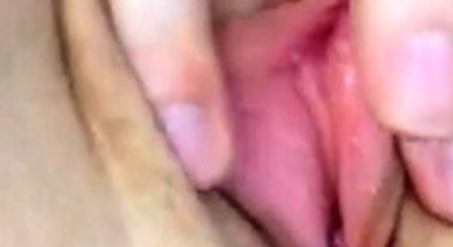 Teen with a rosy vagina fingers..
